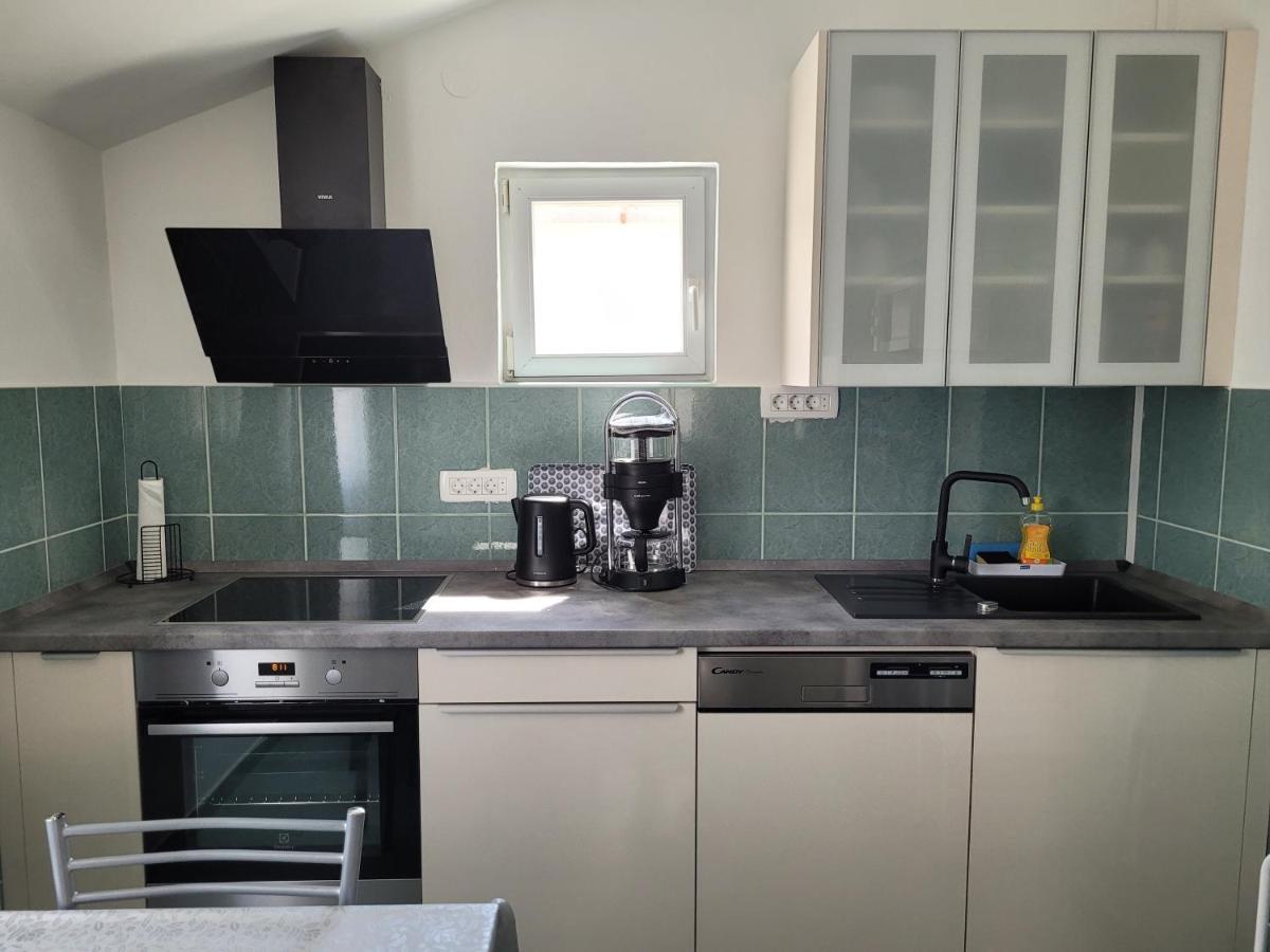 Apartamento Lipa Mare Vir Exterior foto