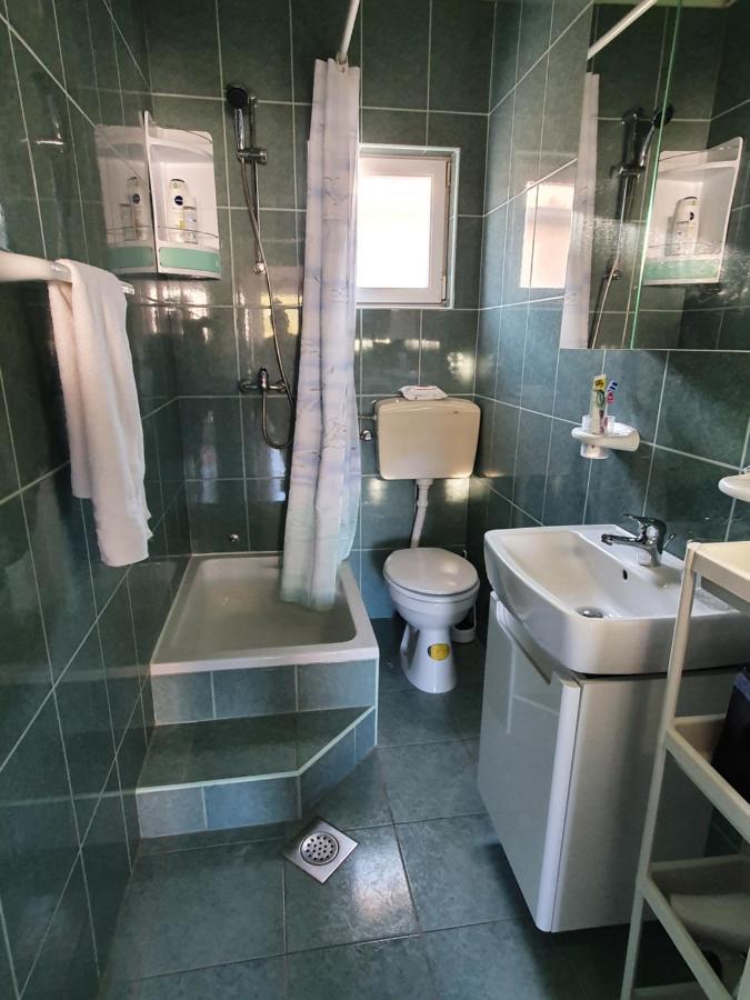 Apartamento Lipa Mare Vir Exterior foto