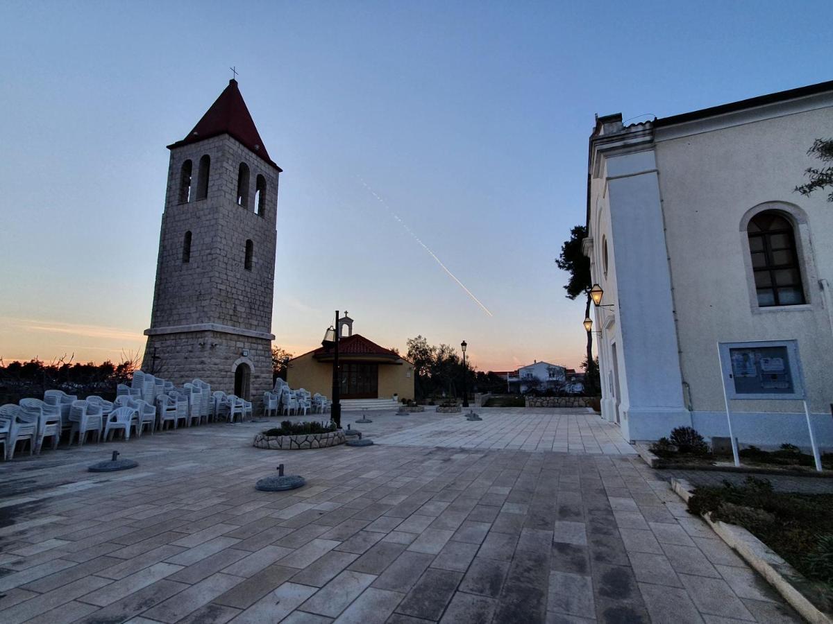 Apartamento Lipa Mare Vir Exterior foto